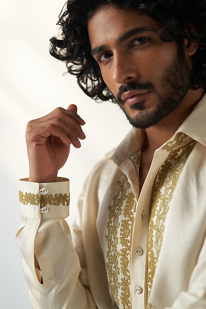 Ivory Linen Satin Dori Embroidered Pathani Kurta Set by Studio Bagechaa Men at Pernia's Pop Up Shop