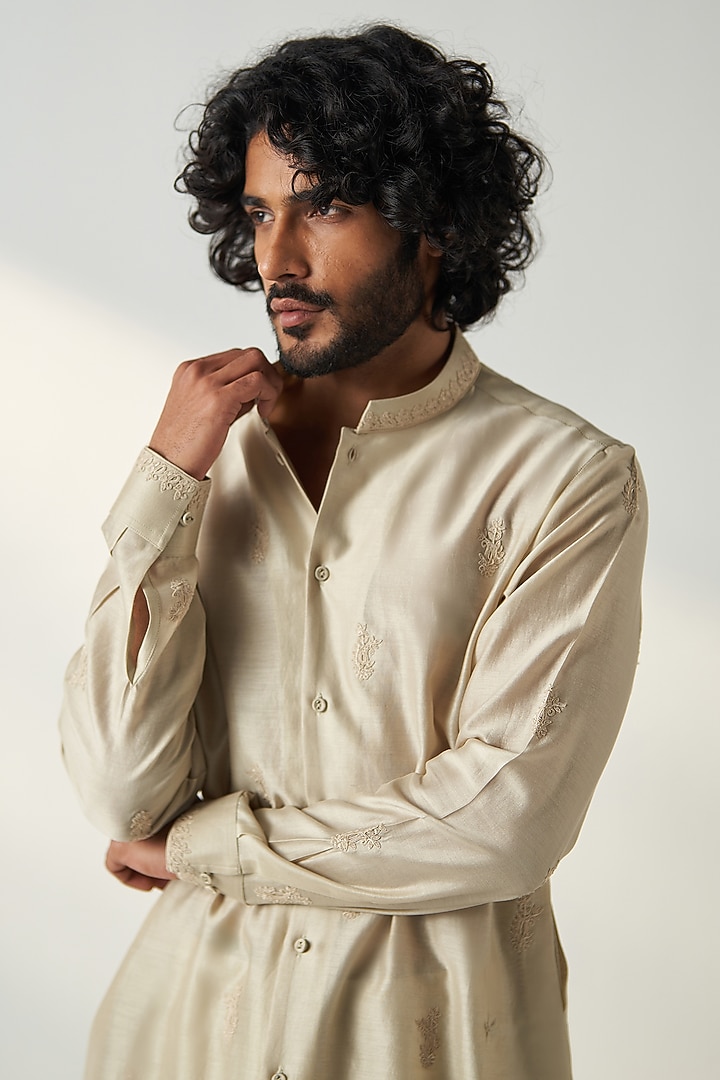Light Beige Chanderi Silk Dori Embroidered Kurta Set by Studio Bagechaa Men at Pernia's Pop Up Shop