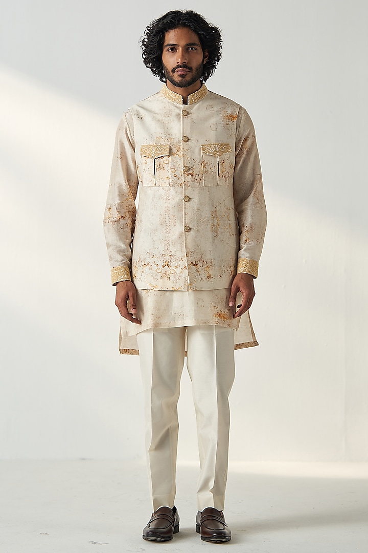 Yellow Linen Satin Dori Embroidered Bundi Jacket Set by Studio Bagechaa Men