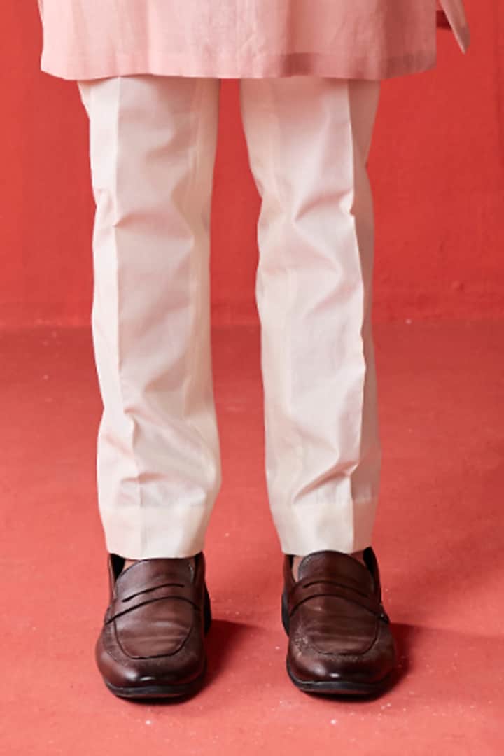 Pink Chanderi Linen Satin Hand Embroidered Bundi Jacket Set by Studio Bagechaa Men at Pernia's Pop Up Shop