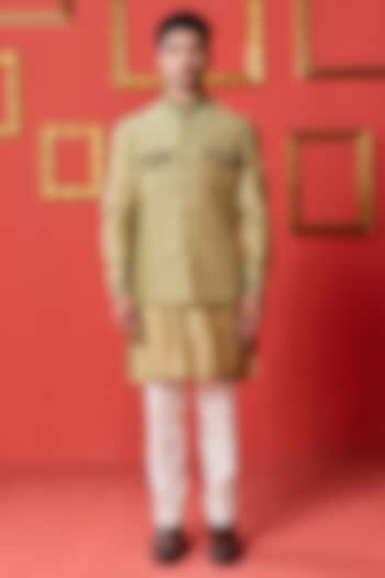 Green Chanderi Linen Satin Hand Embroidered Bundi Jacket Set by Studio Bagechaa Men at Pernia's Pop Up Shop