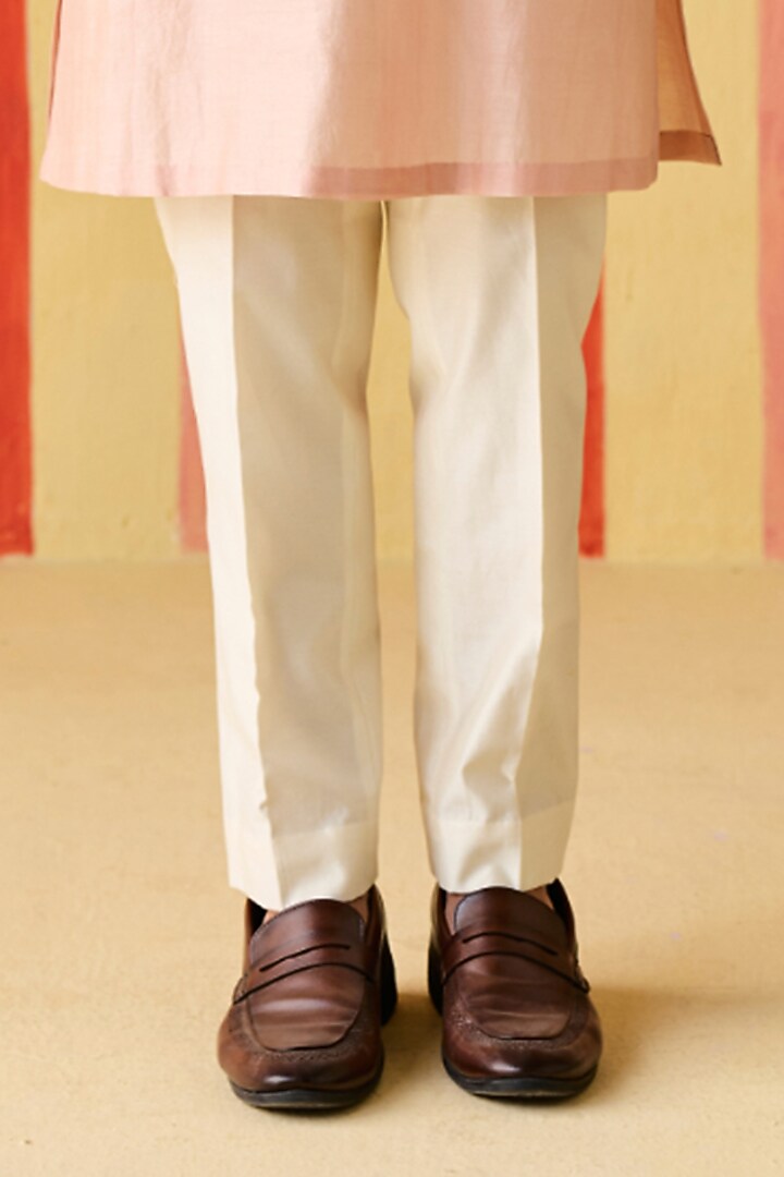 Pink Chanderi Linen Satin Floral Embroidered Bundi Jacket Set by Studio Bagechaa Men at Pernia's Pop Up Shop