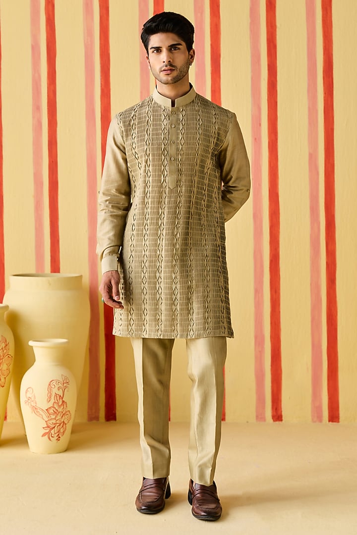 Brown-Green Chanderi Pintuck Kurta Set by Studio Bagechaa Men at Pernia's Pop Up Shop