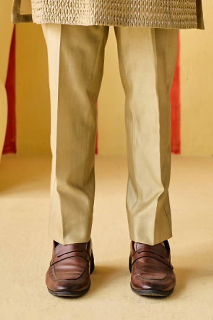 Brown-Green Chanderi Pintuck Kurta Set by Studio Bagechaa Men at Pernia's Pop Up Shop