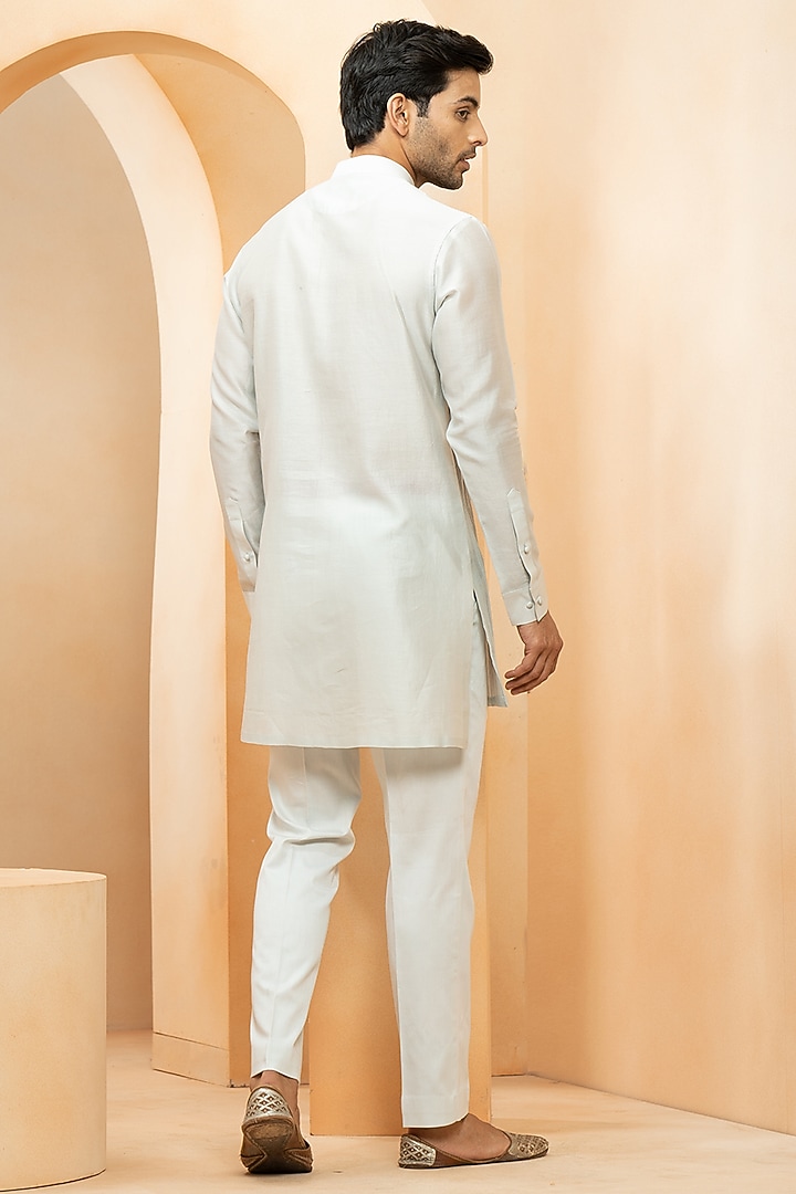Tone-On-Tone Aman Chanderi Zari Work Kurta Set by Studio Bagechaa Men at Pernia's Pop Up Shop
