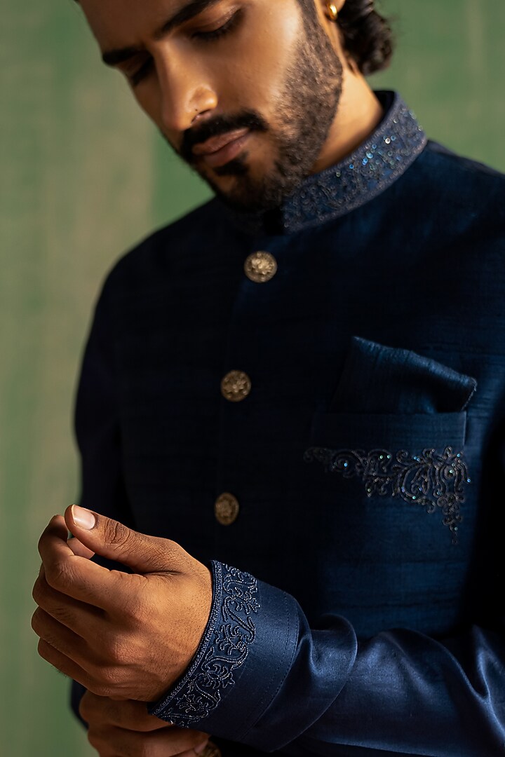 Midnight Blue Raw Silk Embroidered Bundi Jacket Set by Studio Bagechaa Men at Pernia's Pop Up Shop