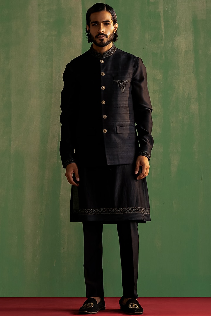 Black Raw Silk Embroidered Bundi Jacket Set by Studio Bagechaa Men