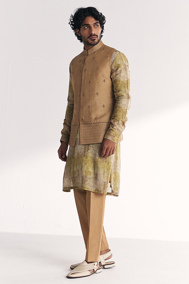 Green Linen Satin Floral Embroidered Nehru Jacket Set by Studio Bagechaa Men at Pernia's Pop Up Shop