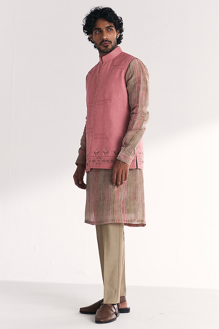 Pink Linen Satin Floral Embroidered Nehru Jacket Set by Studio Bagechaa Men at Pernia's Pop Up Shop