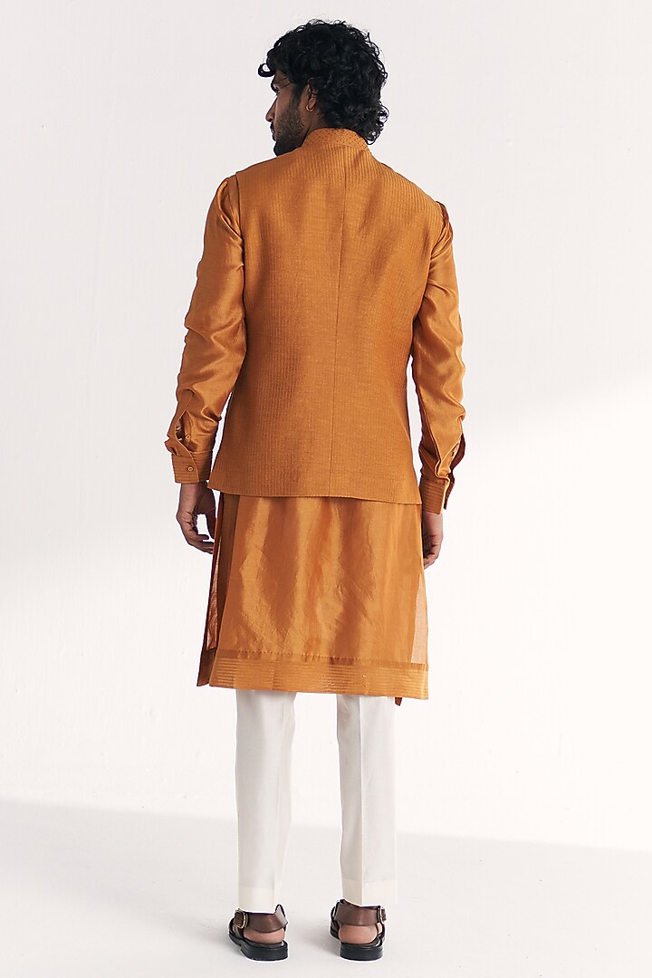 Mustard Linen Satin Floral Embroidered Nehru Jacket Set by Studio Bagechaa Men at Pernia's Pop Up Shop