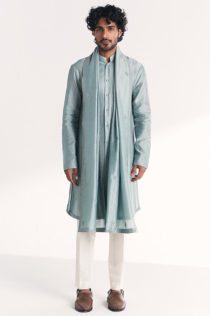 Blue Chanderi Hand Embroidered Kurta Set by Studio Bagechaa Men at Pernia's Pop Up Shop