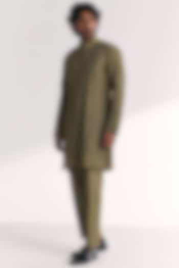 Green Chanderi Hand Embroidered Kurta Set by Studio Bagechaa Men at Pernia's Pop Up Shop