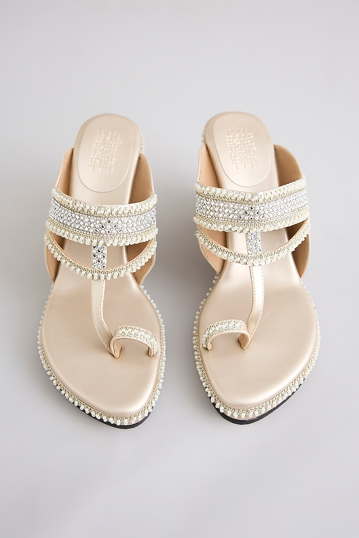Pearl White Faux Leather Kolhapuri Heels by Stoffa Bride at Pernia's Pop Up Shop