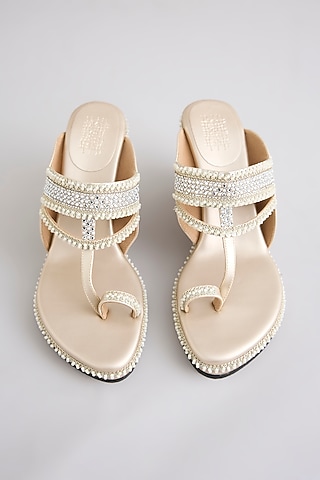 Pearl White Faux Leather Kolhapuri Heels by Stoffa Bride