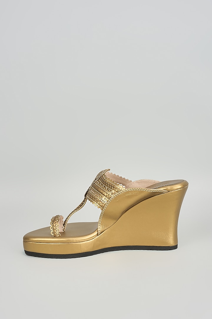 Antique Gold Faux Leather Kolhapuri Wedges by Stoffa Bride at Pernia's Pop Up Shop