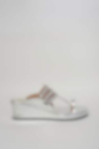 Silver Embellished Kolhapuri Wedges by Stoffa Bride at Pernia's Pop Up Shop