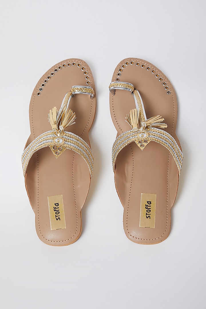 Silver & Nude Kolhapuri Chappals by stoffa bride at Pernia's Pop Up Shop