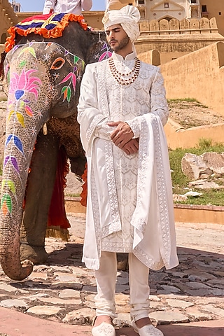 Off-White Viscose Silk Hand & Machine Embroidered Sherwani Set by STEEL