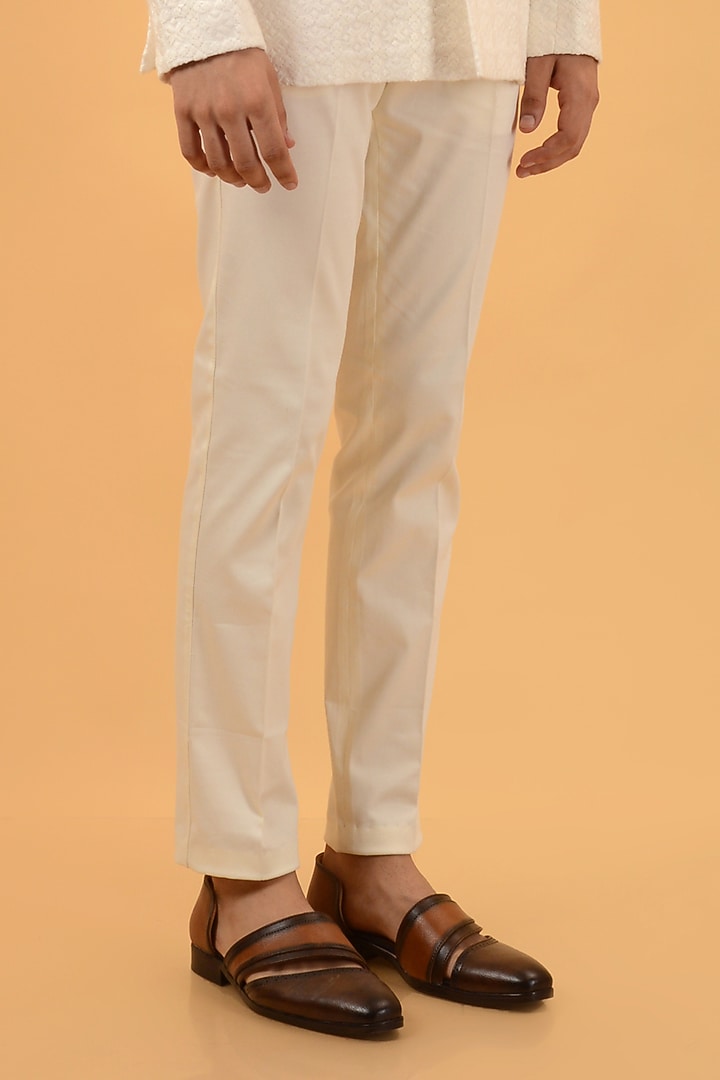 Off White Lucknowi Handwork Jodhpuri Set by STEEL at Pernia's Pop Up Shop