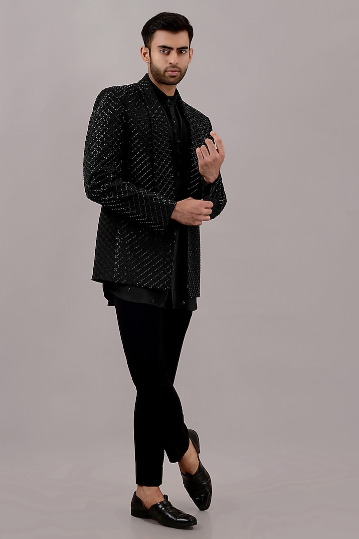 Black Textured Suiting Hand Work Indo-Western Set by STEEL at Pernia's Pop Up Shop