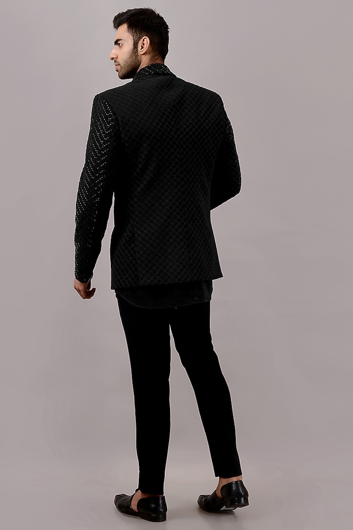 Black Textured Suiting Hand Work Indo-Western Set by STEEL at Pernia's Pop Up Shop