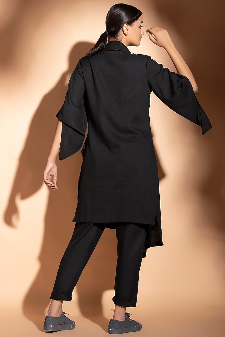 Black Cotton Kurta With Attached Drape by STUDIO ERROR at Pernia's Pop Up Shop