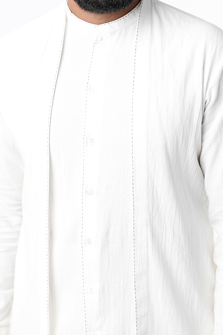 Off White Layered Kurta With Thread Work by STUDIO ERROR MEN at Pernia's Pop Up Shop