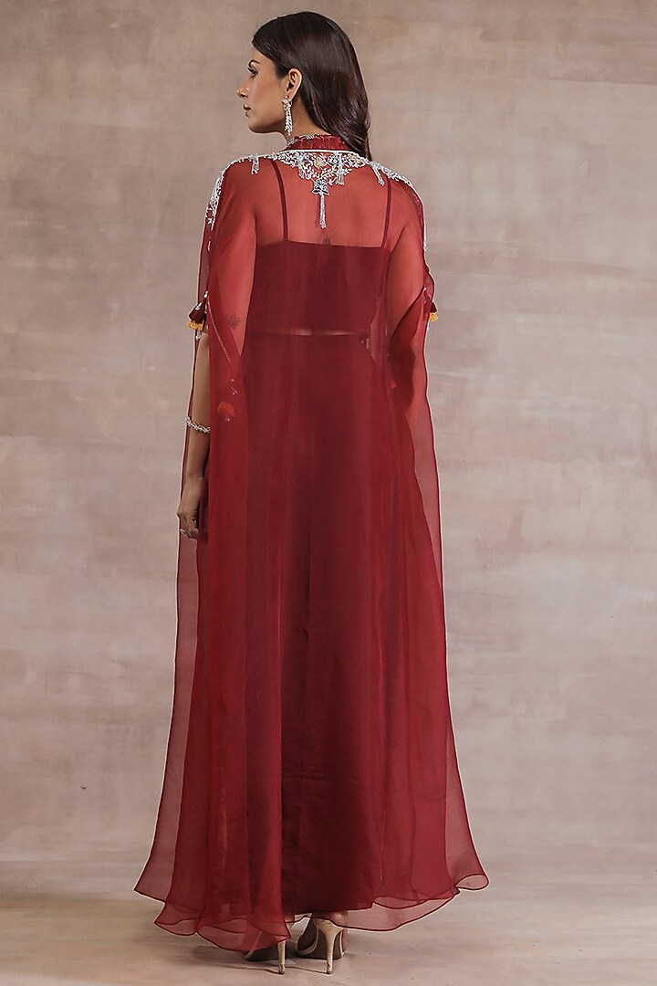 Maroon Organza & Georgette Draped Skirt Set by Seema Thukral at Pernia's Pop Up Shop