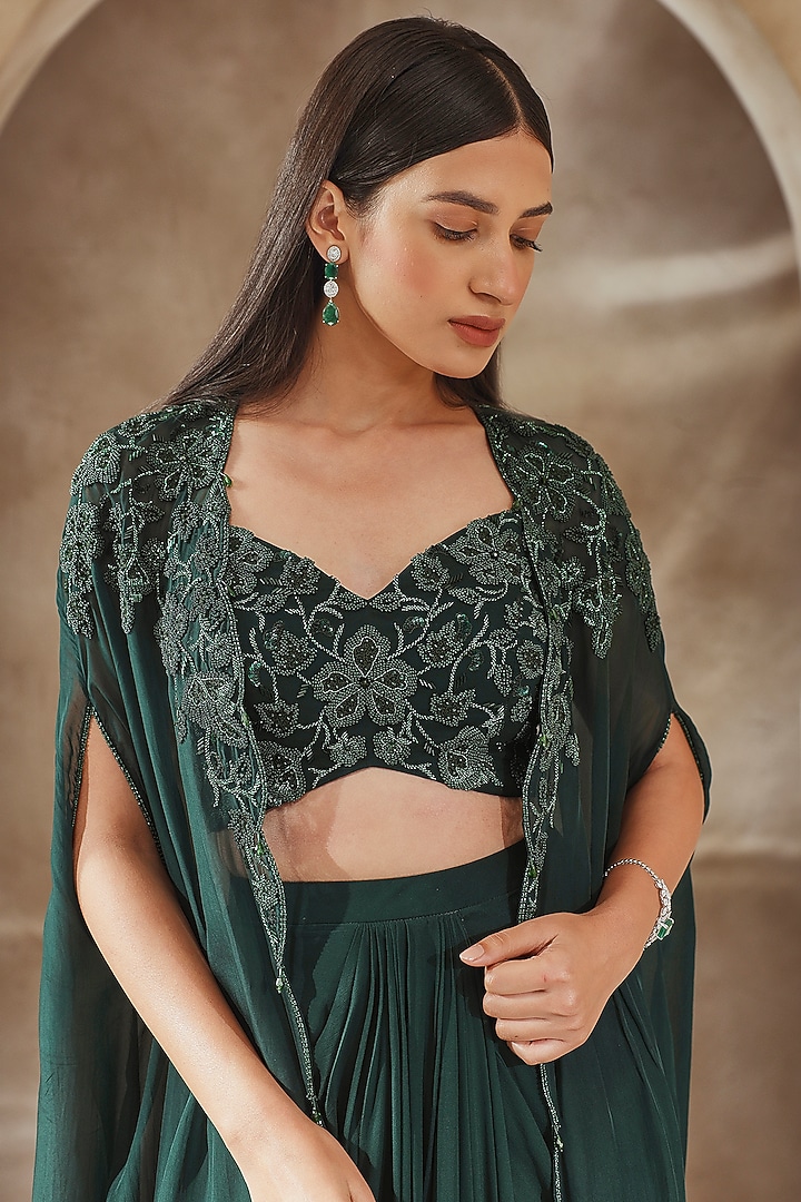 Emerald Green Organza Embroidered Cape Set by Seema Thukral at Pernia's Pop Up Shop