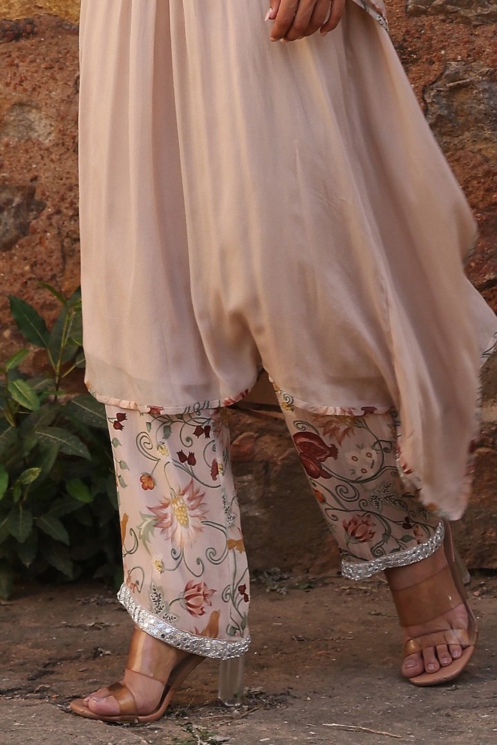 Blush Pink Chiffon Sequins Embellished Kaftan Set by Seema Thukral at Pernia's Pop Up Shop