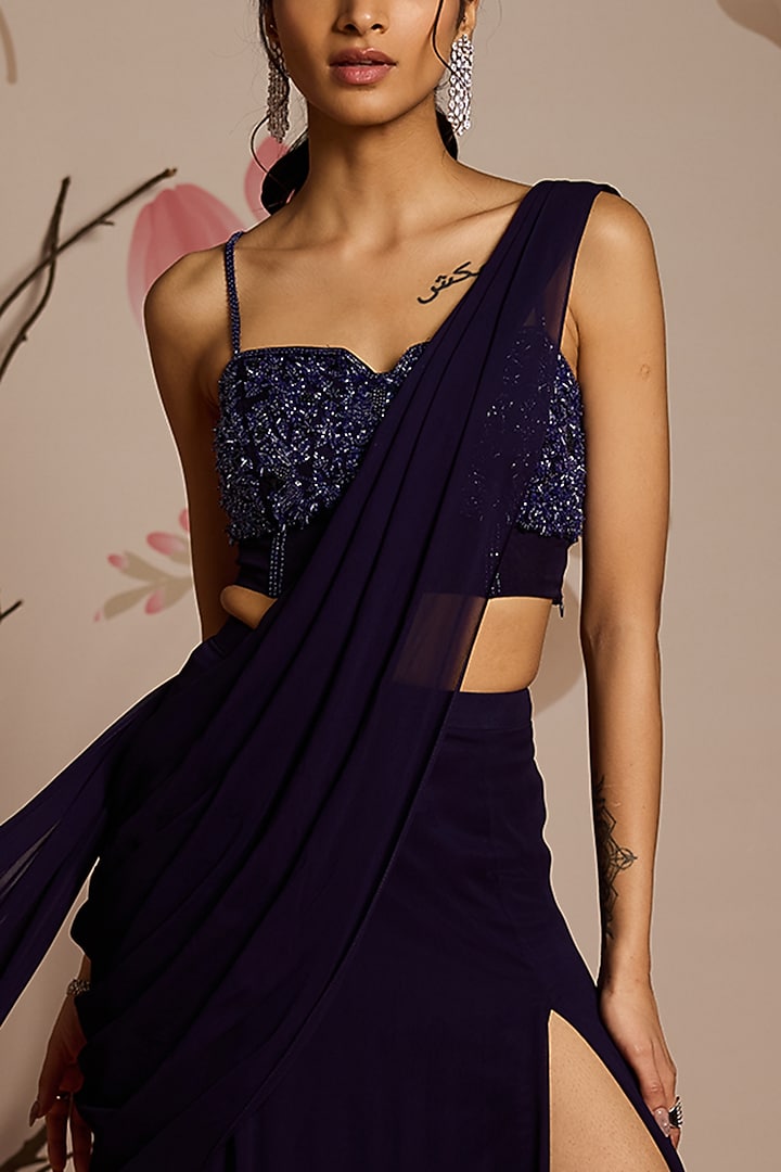Midnight Blue Georgette Concept Wedding Saree Set by Seema Thukral at Pernia's Pop Up Shop