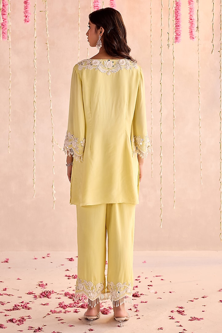 Lemon Yellow Habutai Silk Embellished Kurta Set by Seema Thukral at Pernia's Pop Up Shop