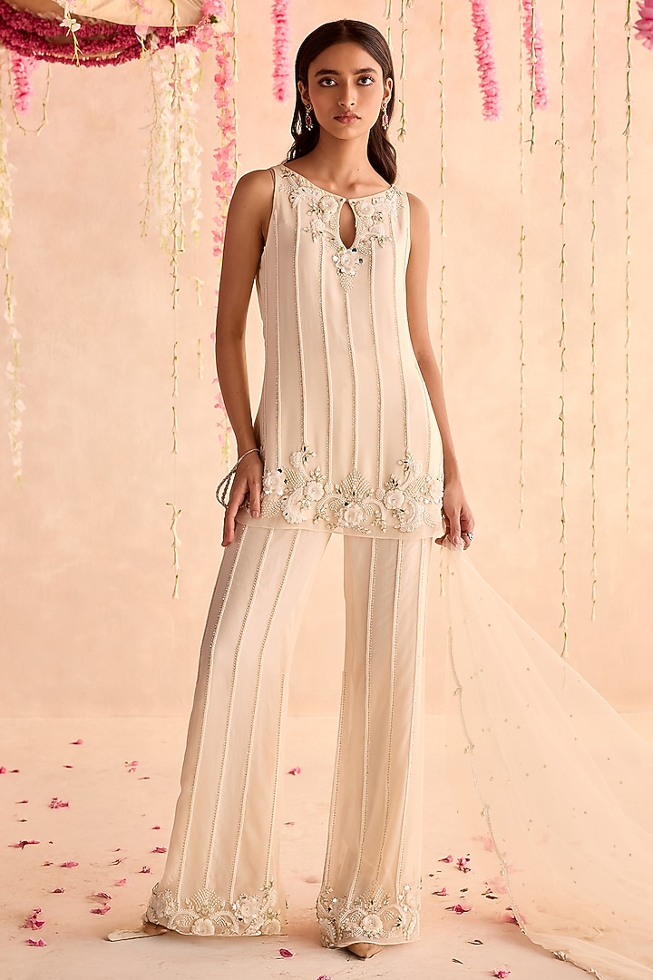 Ivory Georgette Embellished Kurta Set by Seema Thukral at Pernia's Pop Up Shop