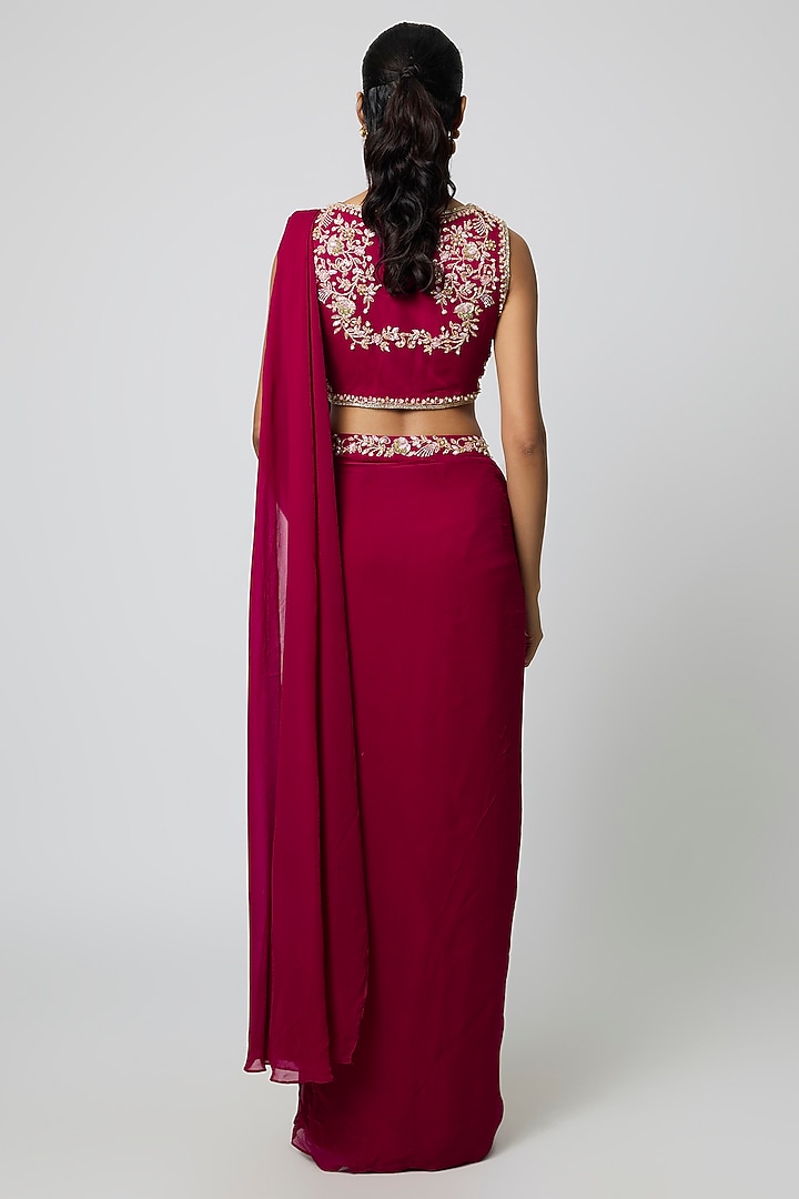 Berry Pink Georgette Pre-Draped Wedding Saree Set by Seema Thukral at Pernia's Pop Up Shop