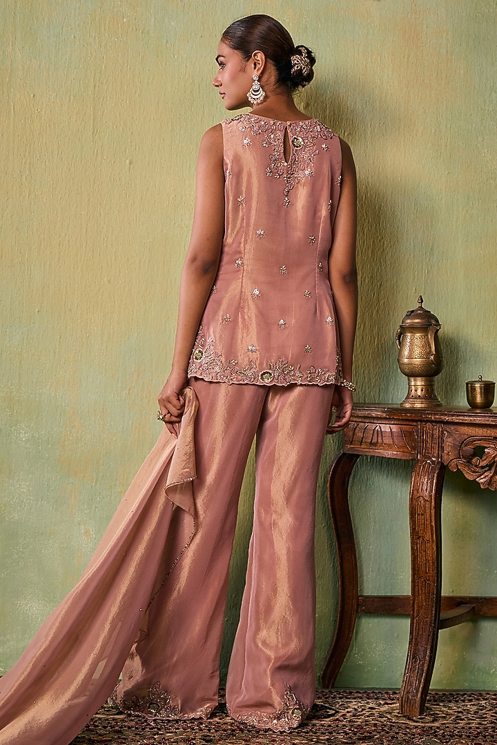 Rose Gold Tissue Embellished Kurta Set by Seema Thukral at Pernia's Pop Up Shop