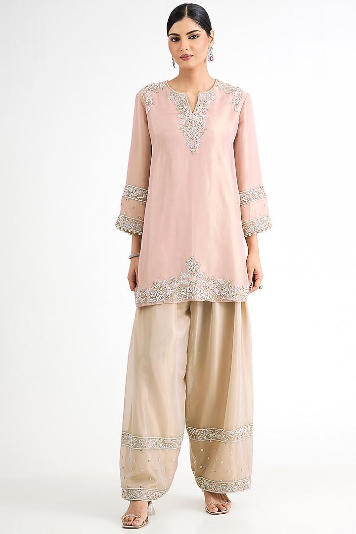 Rose Gold Tissue Embellished Kurta Set by Seema Thukral at Pernia's Pop Up Shop