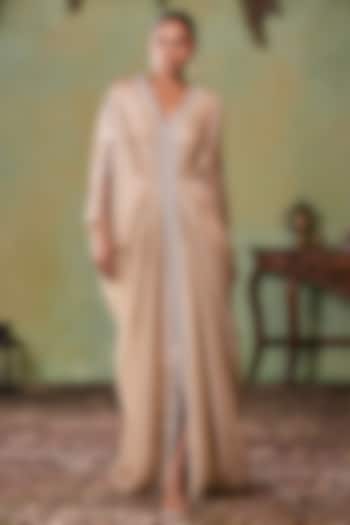 Gold Tissue Embellished Kaftan by Seema Thukral at Pernia's Pop Up Shop