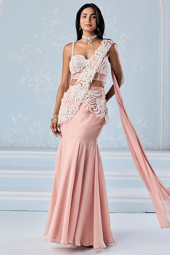 Dusty Pink Organza & Georgette Fish-Cut Wedding Saree Set by Seema Thukral at Pernia's Pop Up Shop