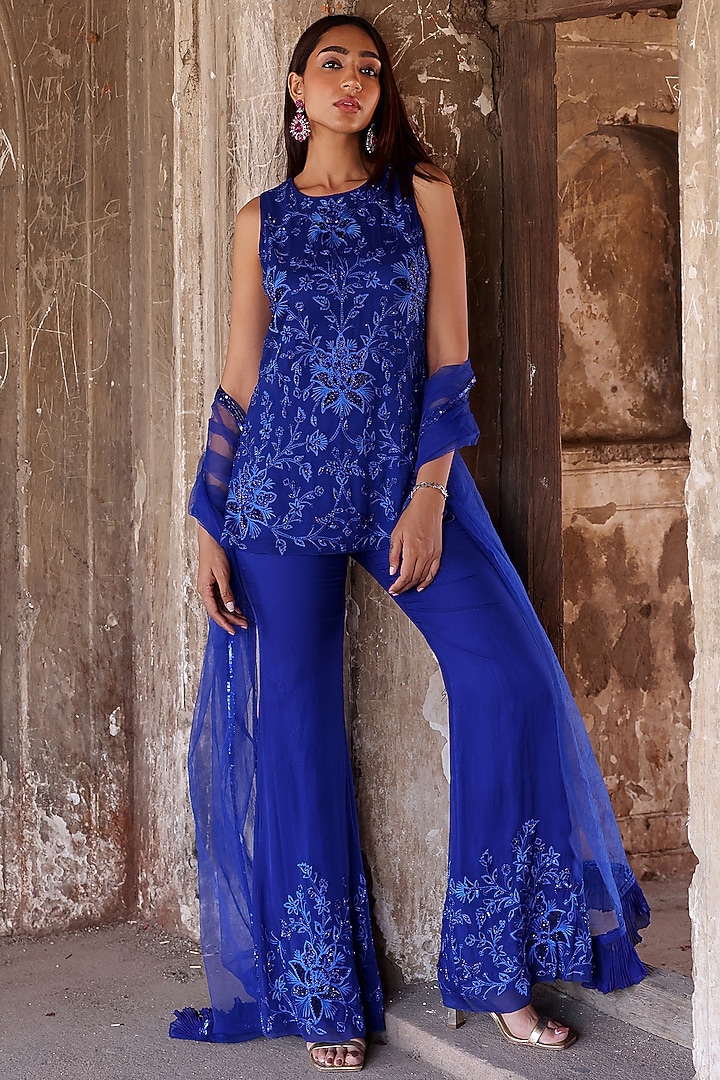 Electric Blue Georgette Sequins Embellished Kurta Set by Seema Thukral at Pernia's Pop Up Shop