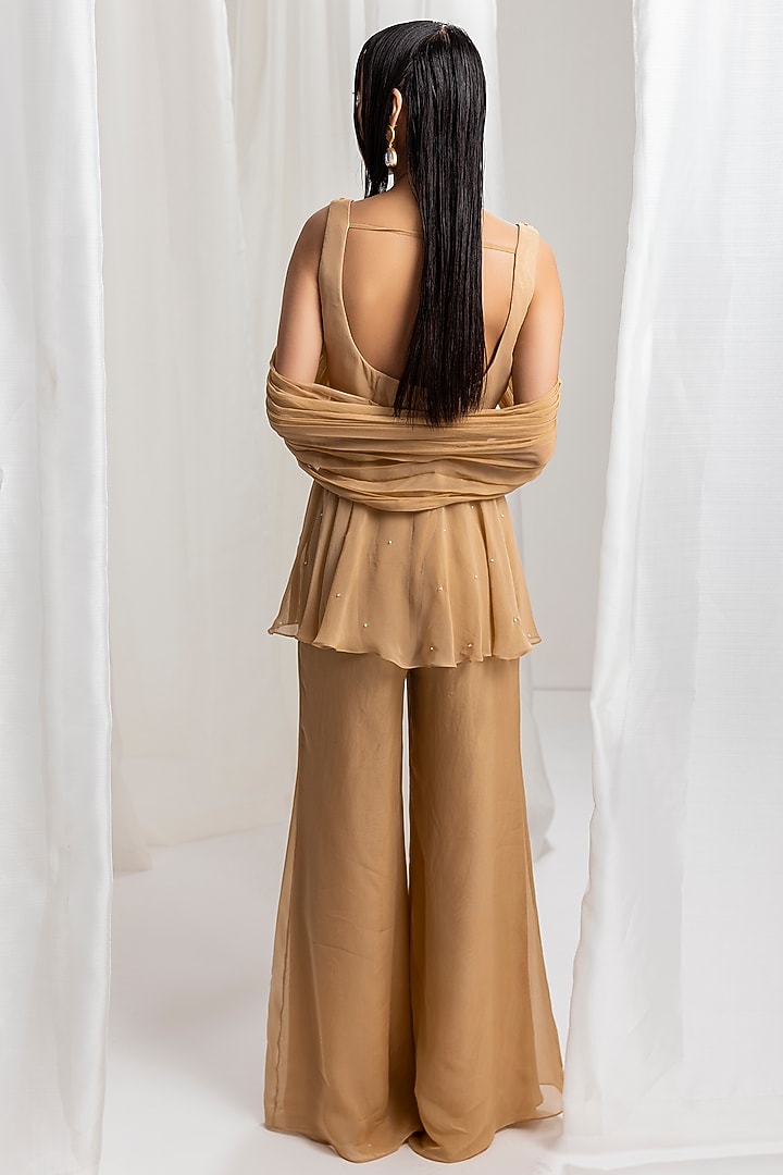 Dune Gold Organza & Crepe Flared Pant Set by Seema Thukral at Pernia's Pop Up Shop