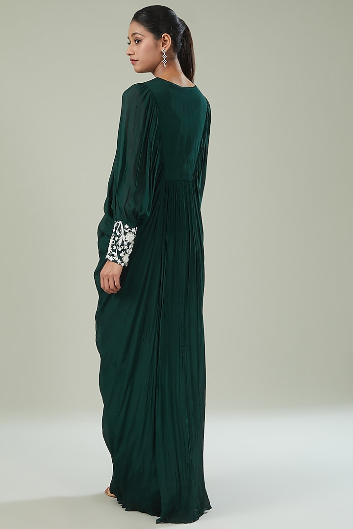 Emerald Green Chiffon Embellished Kaftan by Seema Thukral at Pernia's Pop Up Shop