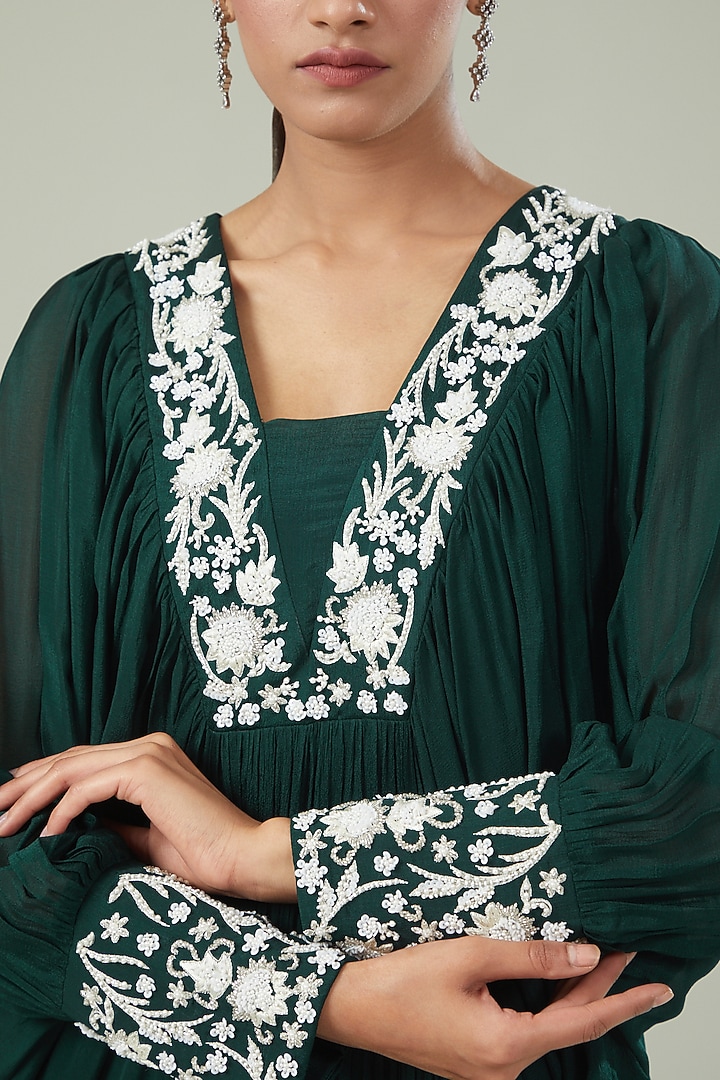 Emerald Green Chiffon Embellished Kaftan by Seema Thukral at Pernia's Pop Up Shop