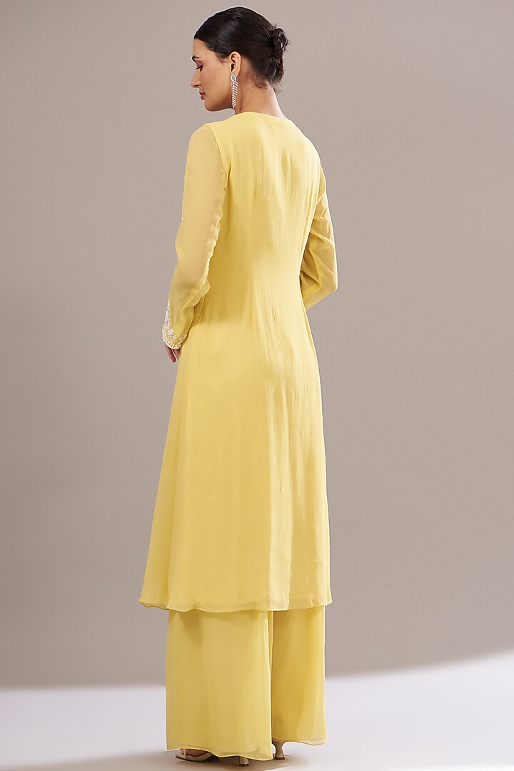 Yellow Georgette Embellished Kurta Set by Seema Thukral at Pernia's Pop Up Shop