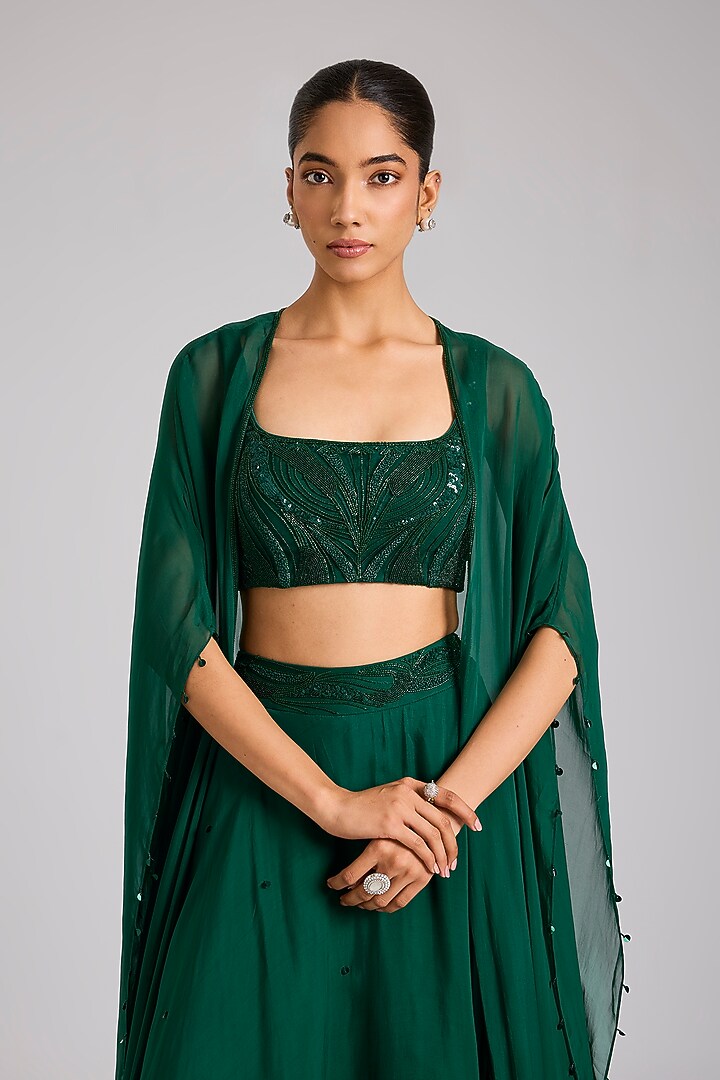 Emerald Green Organza Embellished Cape Set by Seema Thukral at Pernia's Pop Up Shop