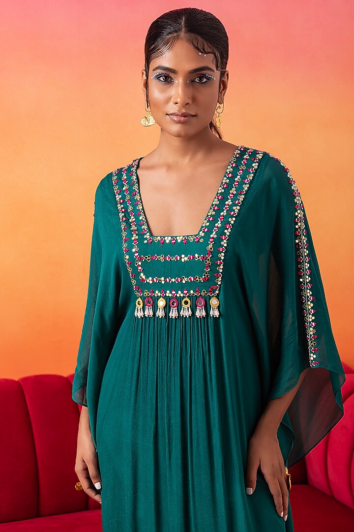 Emerald Green Chiffon Embellished Kaftan by Seema Thukral at Pernia's Pop Up Shop