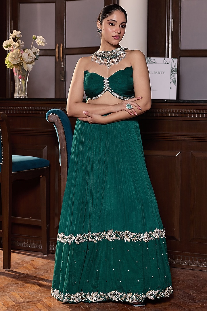 Emerald Green Chiffon & Organza Embellished Wedding Lehenga Set by Seema Thukral at Pernia's Pop Up Shop