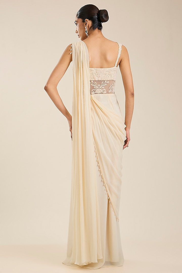 Ivory Georgette & Net Embellished Concept Wedding Saree by Seema Thukral at Pernia's Pop Up Shop