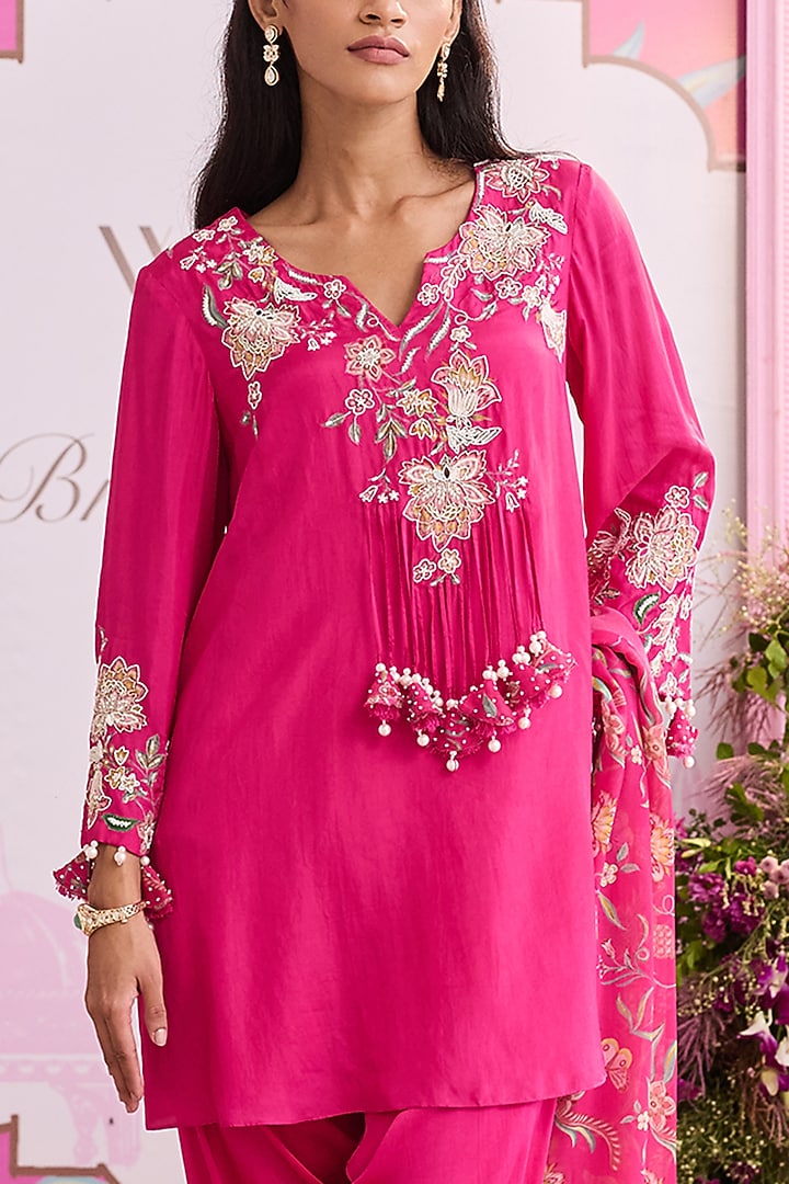 Hot Pink Satin & Organza Embellished Kurta Set by Seema Thukral at Pernia's Pop Up Shop