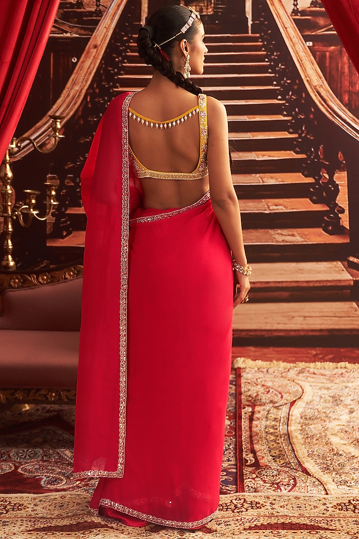 Rani Pink Organza Embellished Saree Set by Seema Thukral at Pernia's Pop Up Shop