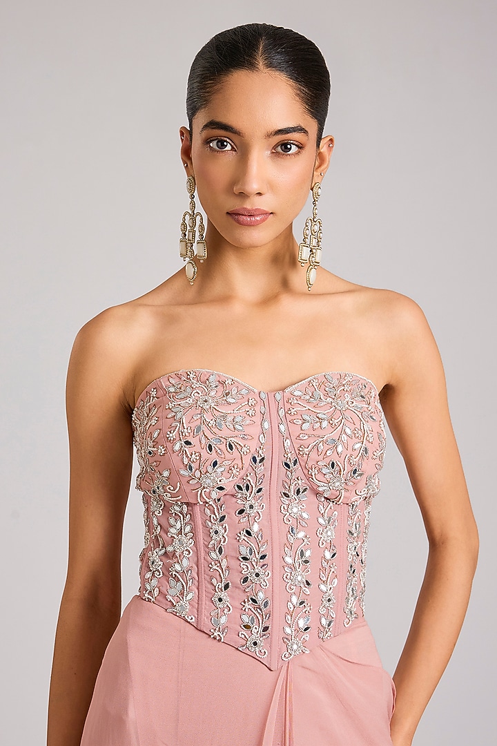 Dusty Pink Organza Embellished Pre-Stitched Wedding Saree Set by Seema Thukral at Pernia's Pop Up Shop